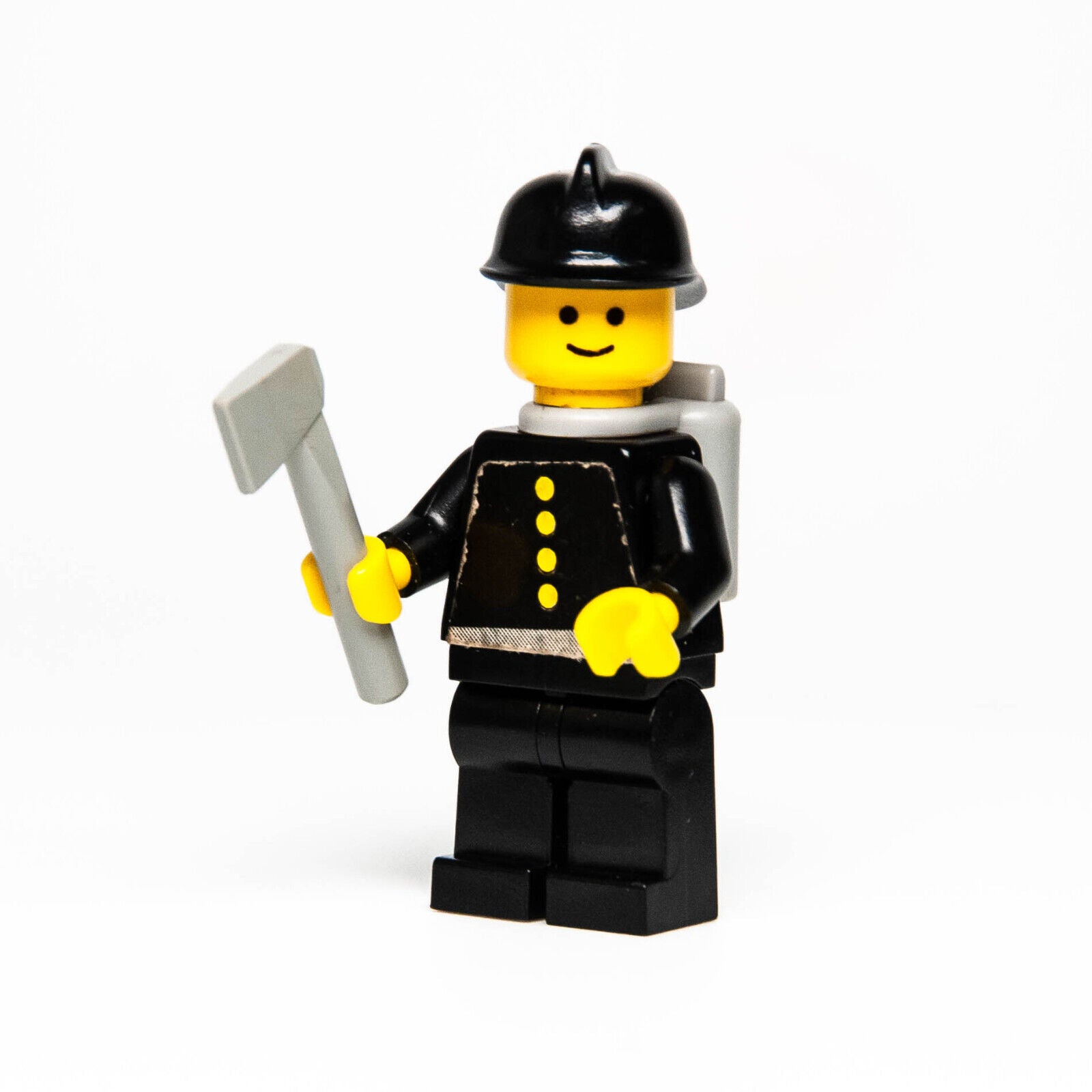 LEGO Classic Town Minifigure - Fire (firec019s) 374 590 640 - StudBee